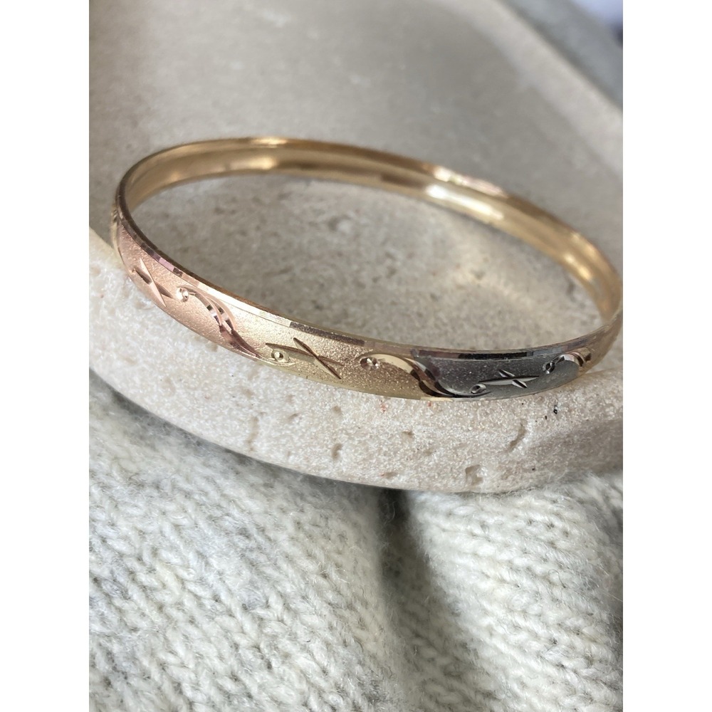 Engraved Bangle Bracelet In Gold, Silver, & Rose Gold‎ Tones Romantic Feminine
